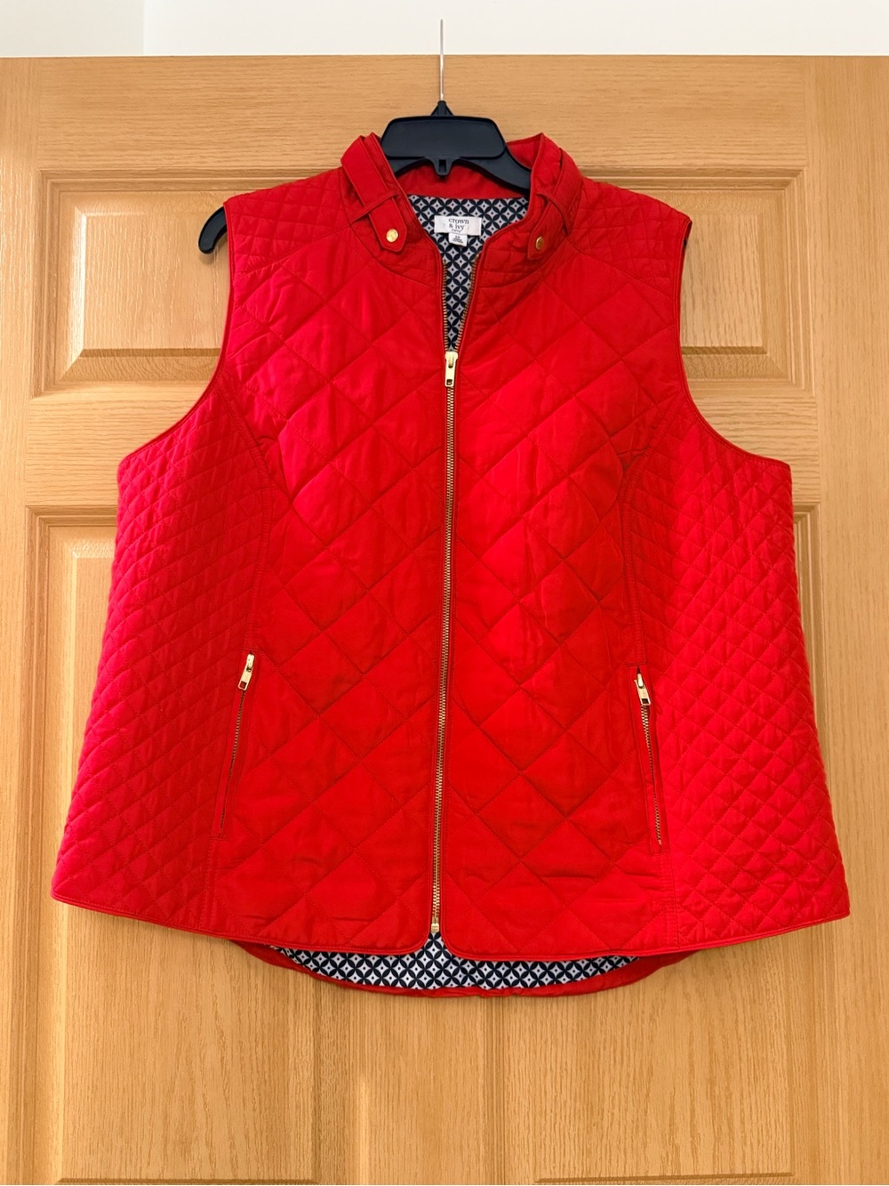 crown & ivy Quilted Red Vest with Gold-Tone Zipper